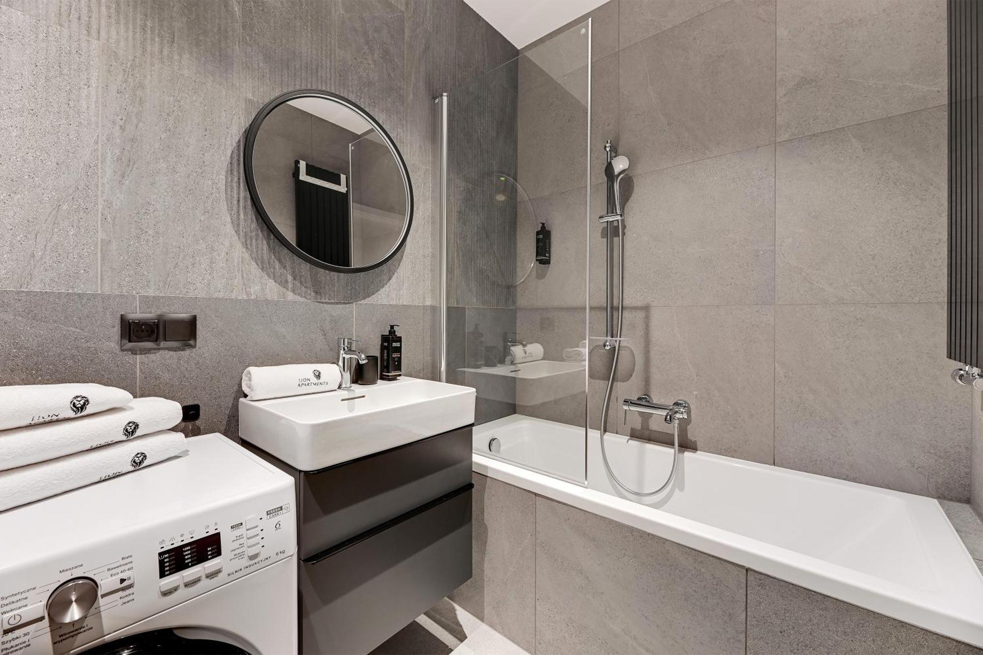 Scala City Center Magic Apartments With Parking By Lion Apartments Gdansk Exterior photo