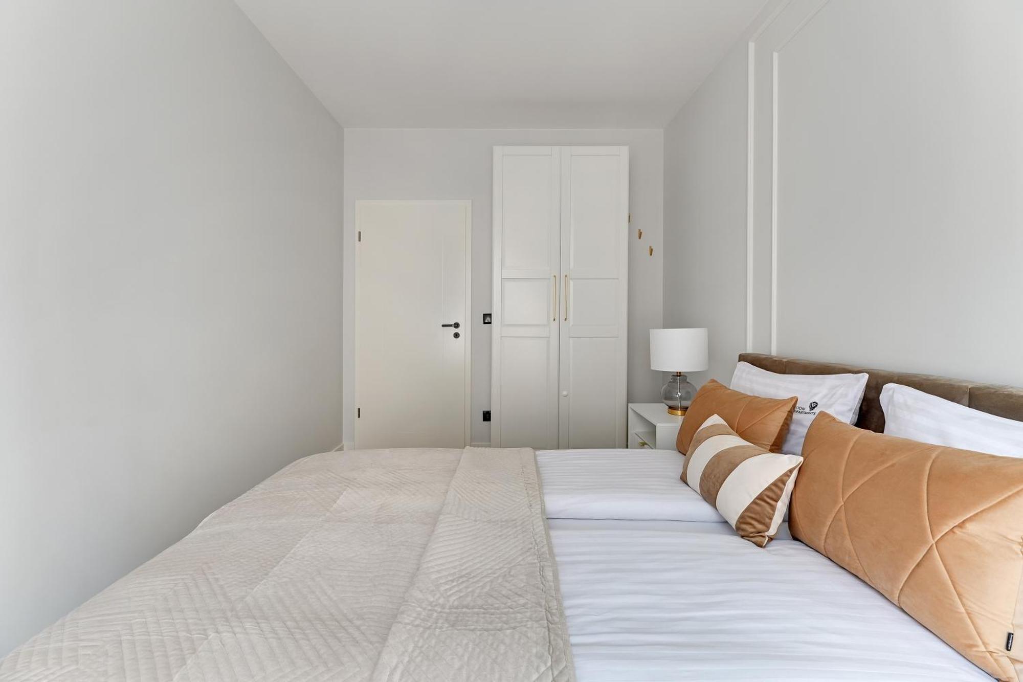 Scala City Center Magic Apartments With Parking By Lion Apartments Gdansk Exterior photo